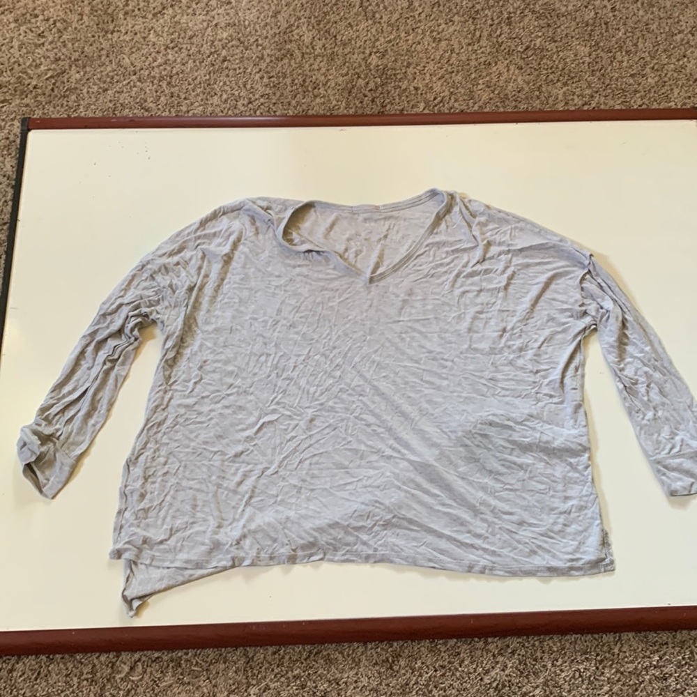 Gray long sleeve shirt